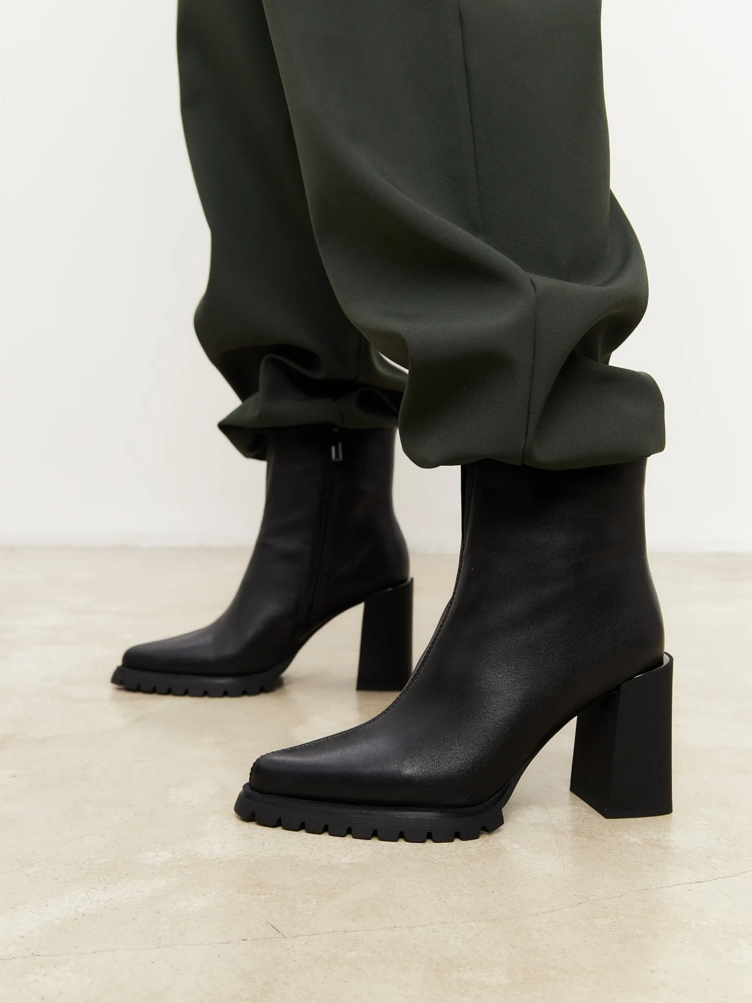 Classic Ankle Boots - Black