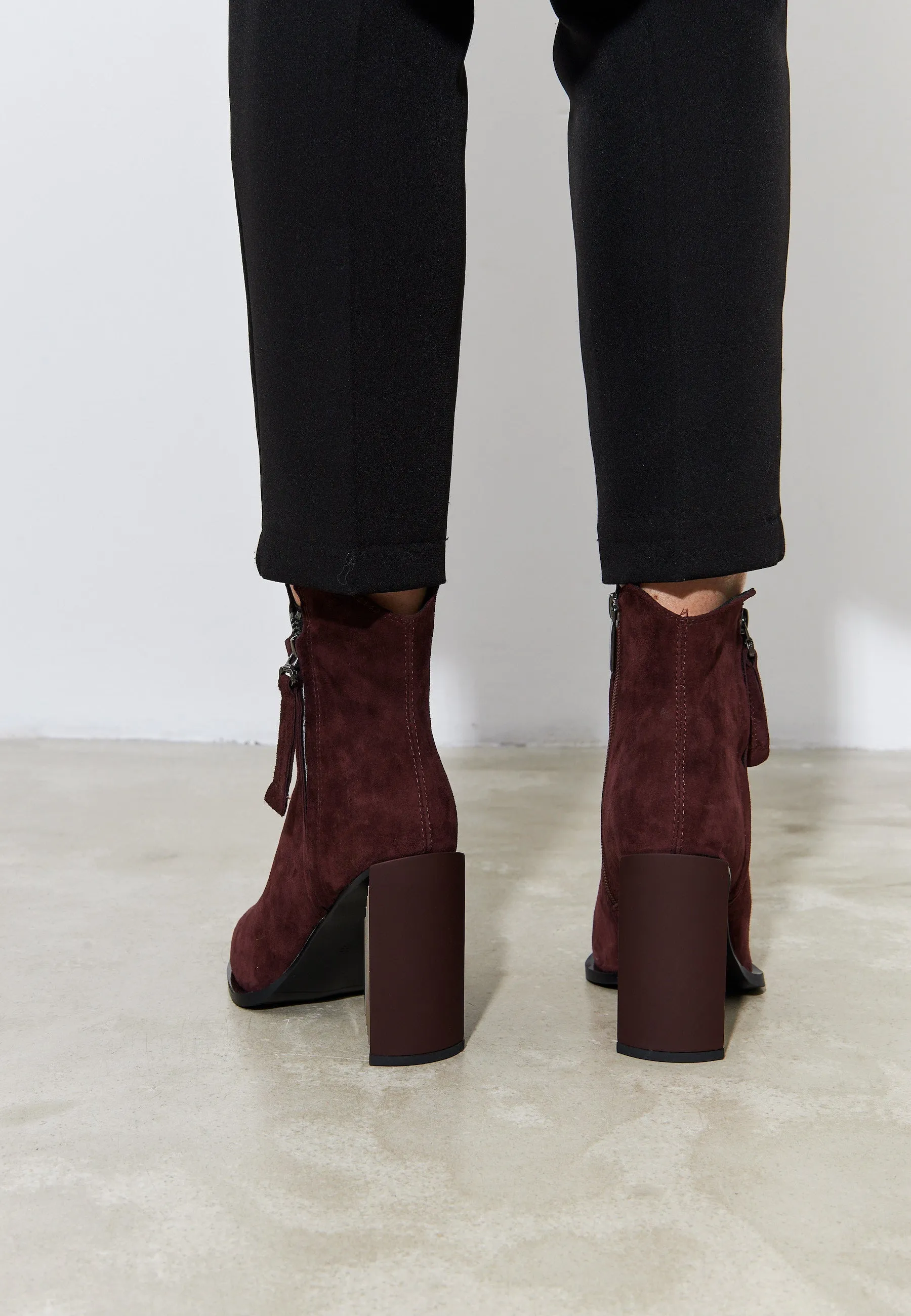 Classic Leather Ankle Boots - Bordeaux