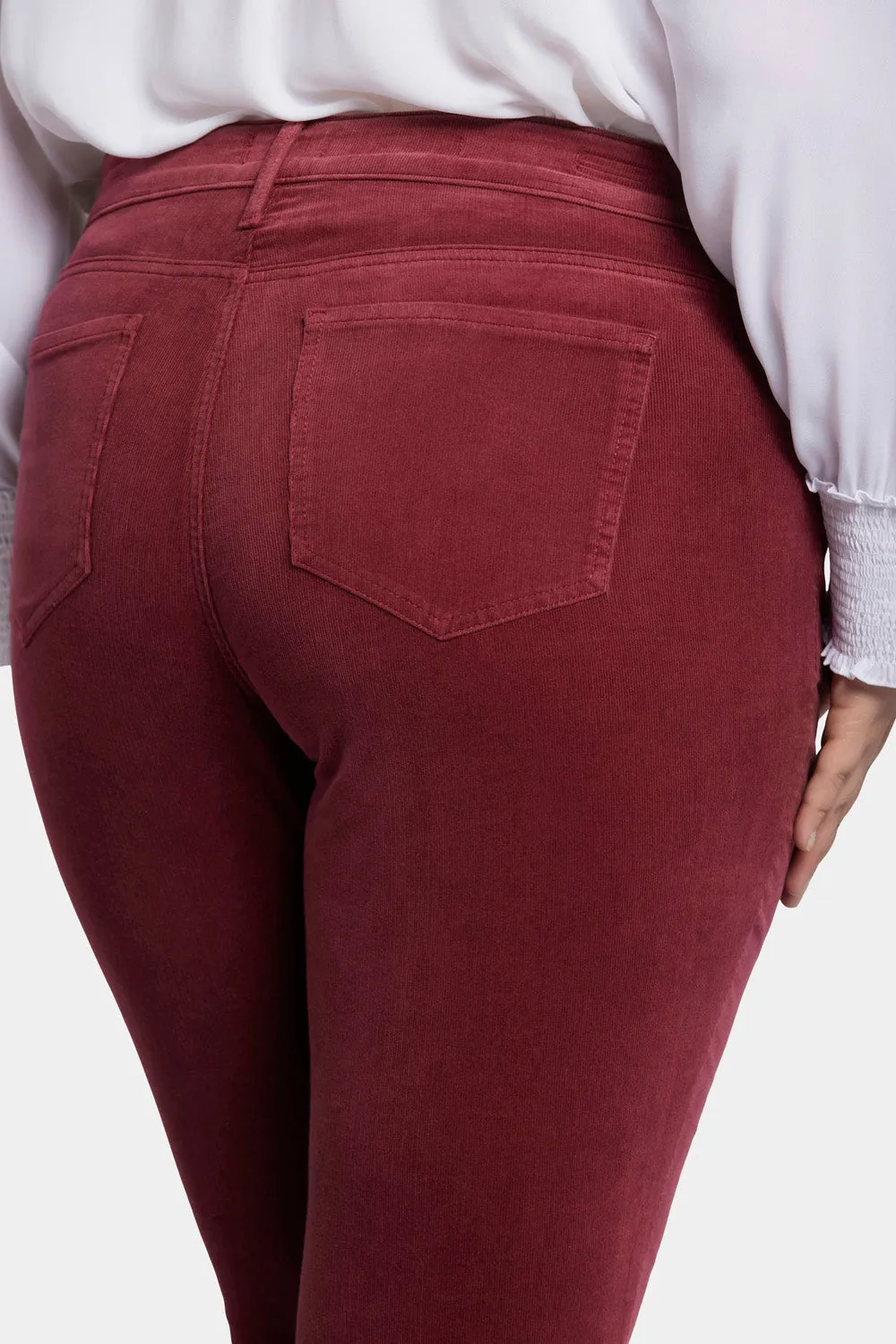 Marilyn Straight Pants In Plus Size - Cranberry Pie