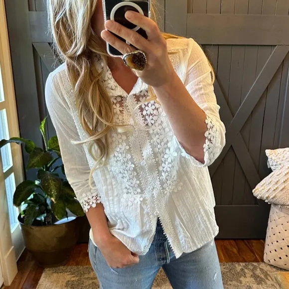 Stellan White Lace Mock Neck Blouse