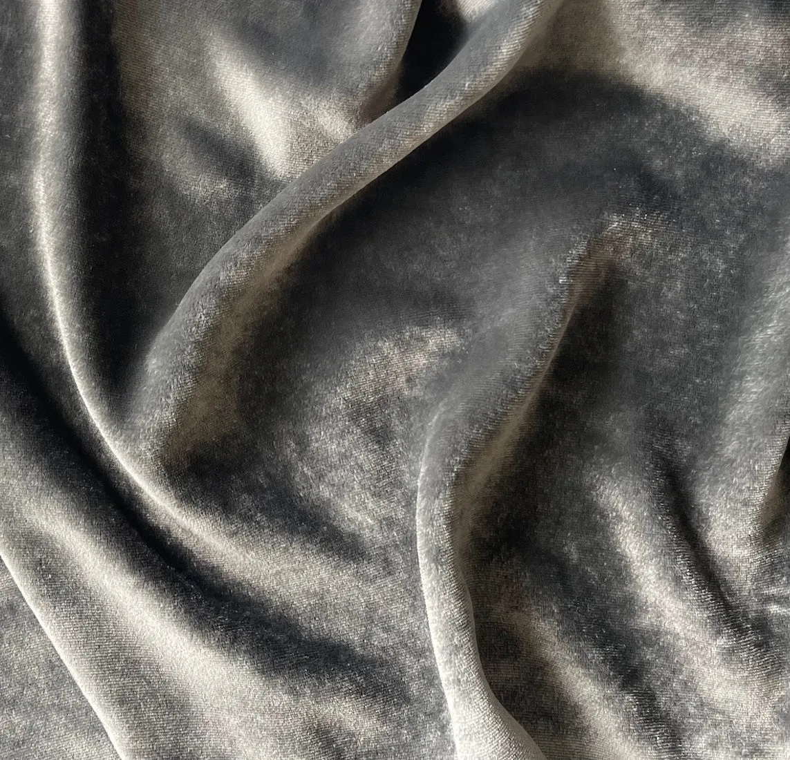 Stormy Weather Grey Silk & Rayon Blend Velvet (Made in China)