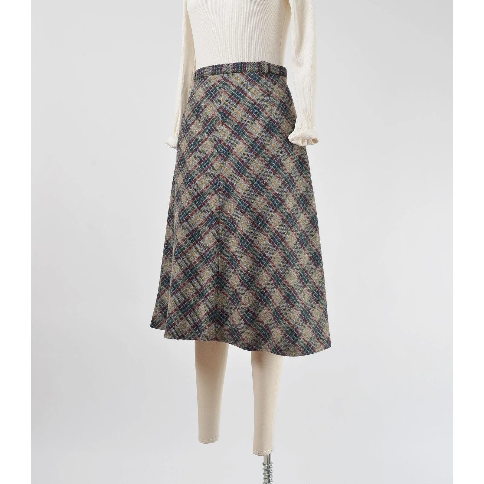 Vintage 70s Gray Plaid Skirt Wool A-line Midi Skirt Preppy Academia Style size Small