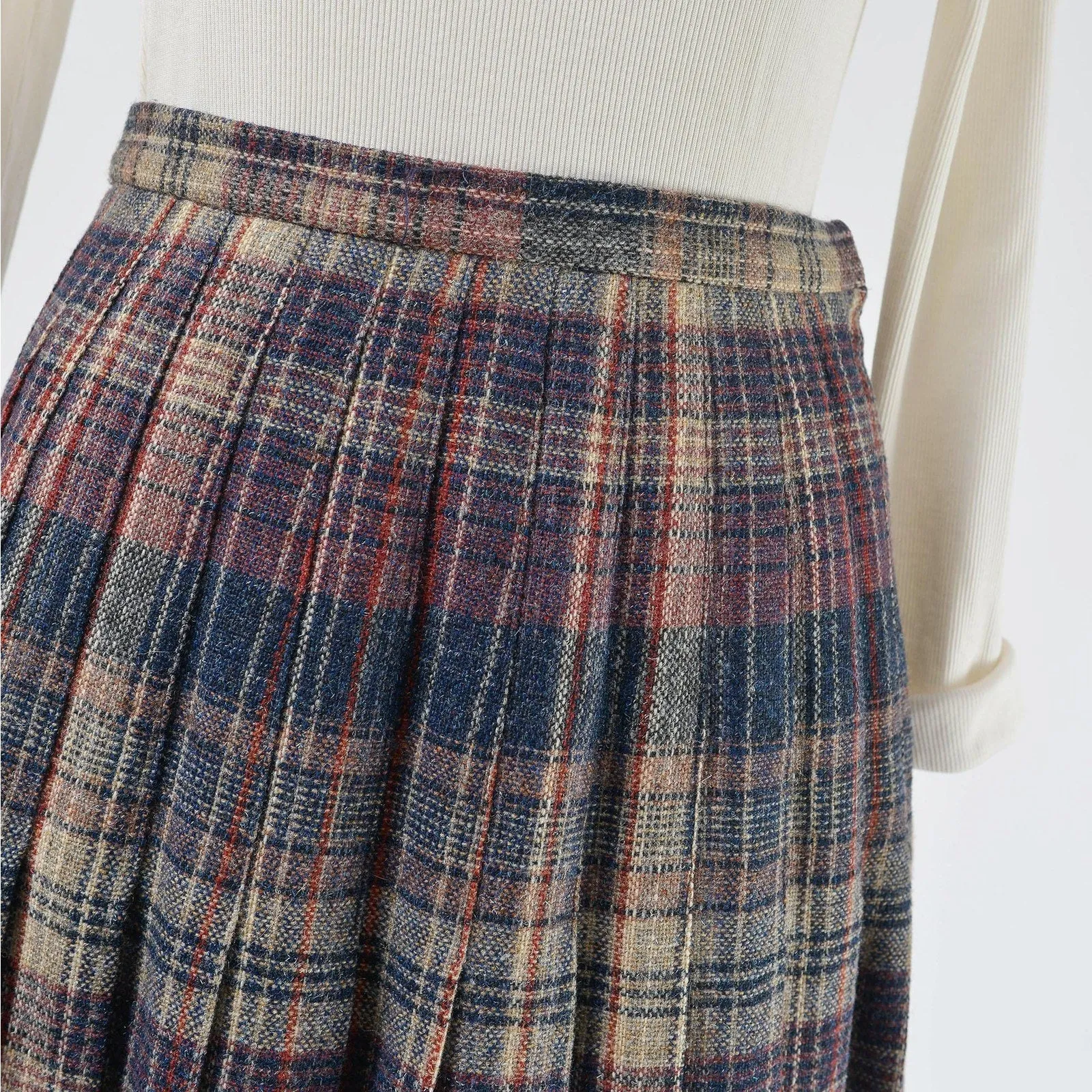 Vintage 70s Plaid Pleated Wool Skirt Preppy Academia Midi Skirt size Small